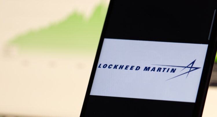 Акции Lockheed Martin (NYSE:LMT): стоит ли покупать падение?