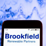 Brookfield Renewable Partners (NYSE:BEP) Buys Duke Energy Unit; Stock Shows Promise