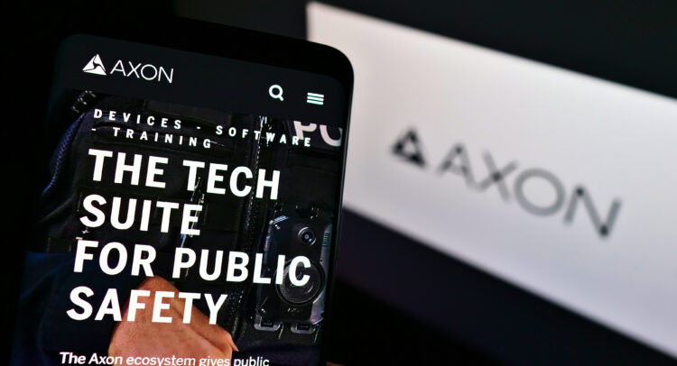 Почему акции Axon Enterprise с высоким рейтингом покупки (NASDAQ:AXON) могут продолжать расти