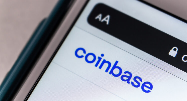 Стоит ли покупать акции Coinbase (NASDAQ:COIN), поскольку они входят в мутную воду?