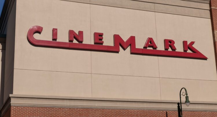 Почему акции Cinemark (NYSE:CNK) должны быть на вашем радаре подготовки к рецессии