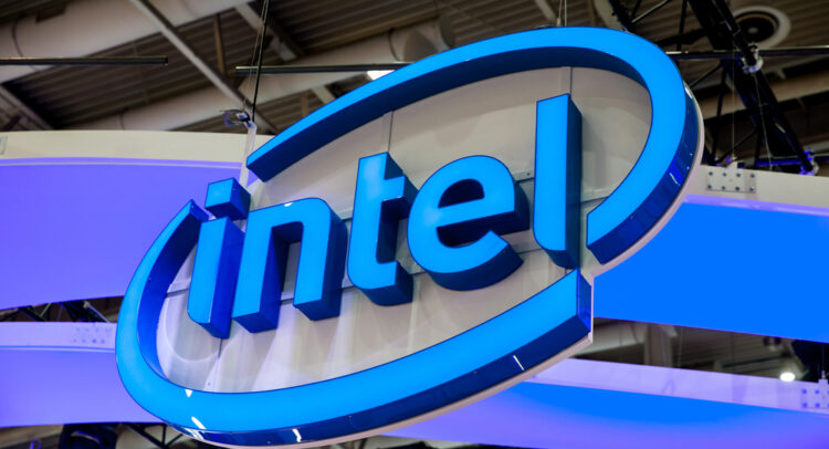 Intel (NASDAQ:INTC) тратит 25 миллиардов долларов на завод в Израиле; Производители чипов смотрят за пределы Азии