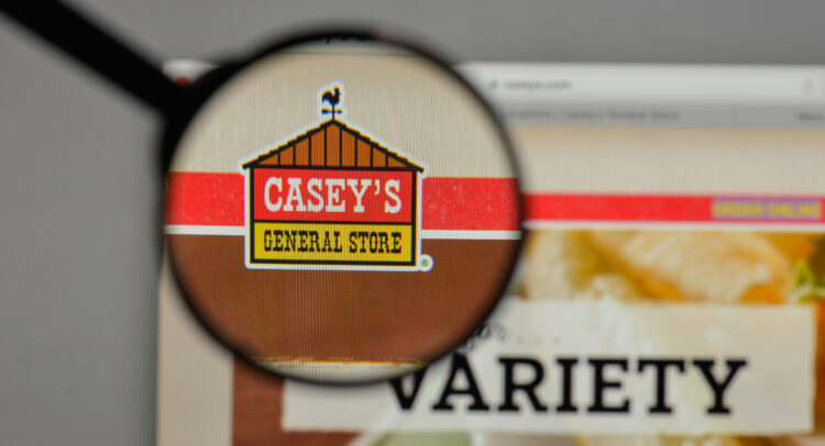 Why Casey’s General Stock (NASDAQ:CASY) Has One Glaring Problem