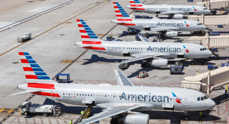 American Airlines (NASDAQ: AAL) упала, даже несмотря на то, что результаты второго квартала превзошли оценки, а прогноз повысился