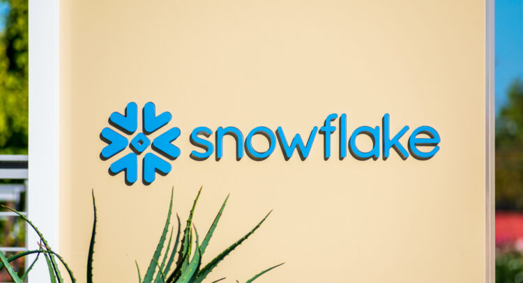 Snowflake Stock (NASDAQ:SNOW): This AI Stock Actually Looks Cheap