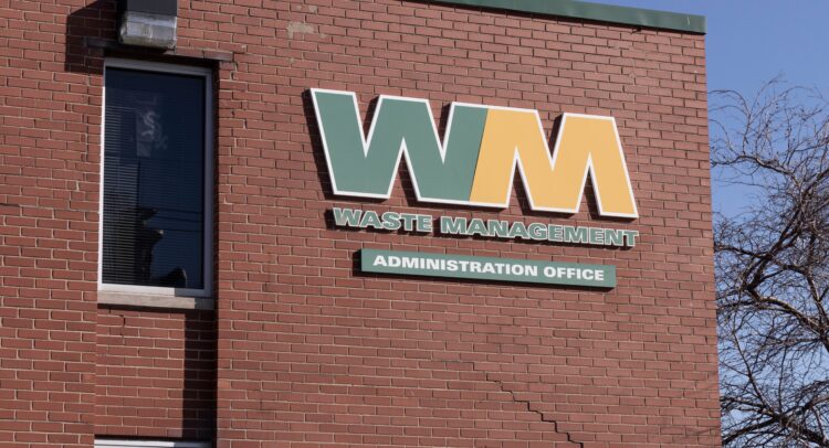 Good Times or Bad, Waste Management’s (NYSE:WM) Business is as Good as Cash