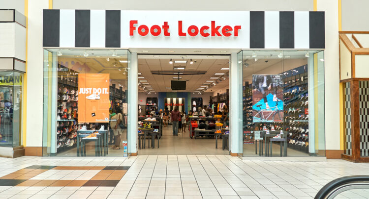 Foot Locker (NYSE: FL) упал во втором квартале из-за падения доходов и прогнозов, а также падения акций