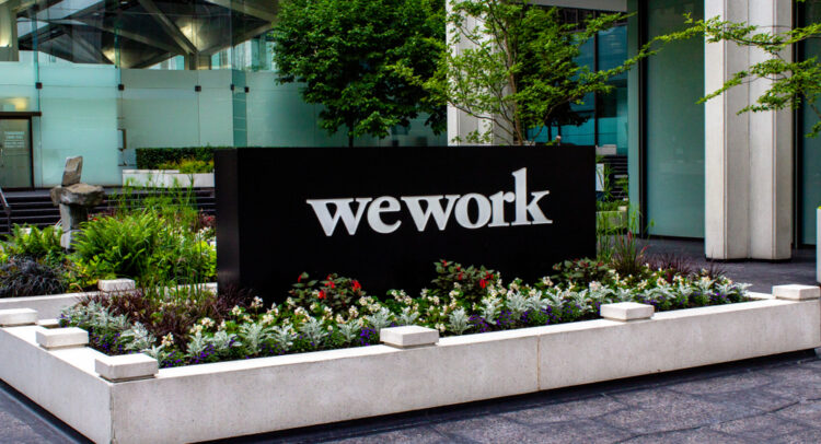 WeWork (NYSE:WE) резко упала после объявления об обратном дроблении акций