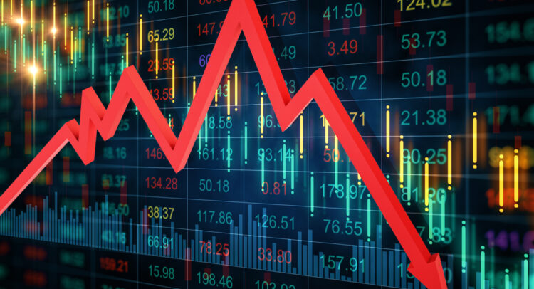 UK Stocks: B&M (BME) Shares Tumble Amid Lack of Guidance