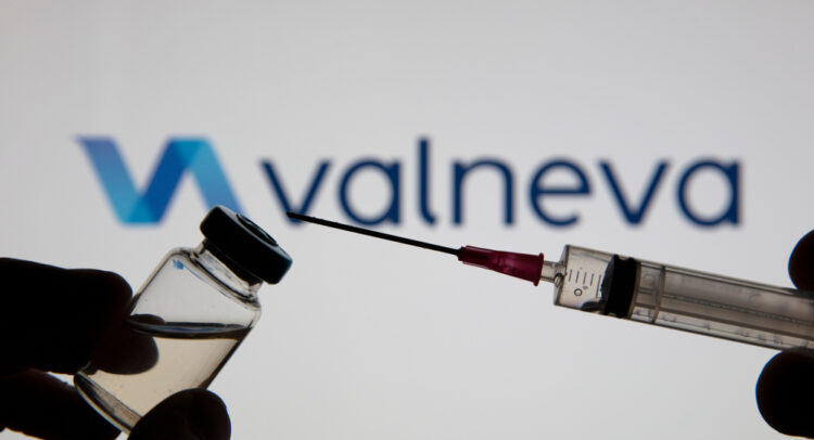 Valneva (NASDAQ:VALN) Tanks после того, как FDA продлевает срок действия вакцины против чикунгуньи