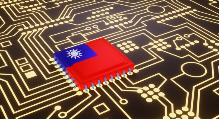 Чистая выручка Taiwan Semiconductor (NYSE:TSM) за июль сократилась примерно на 5% по сравнению с предыдущим годом