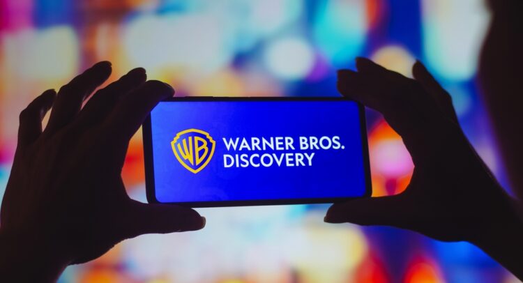 Warner Bros. (NASDAQ:WBD) использует прямую трансляцию новостей