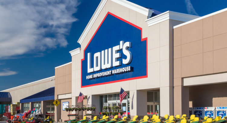 Lowe’s (NYSE:LOW) Rises on Q2 Earnings Beat