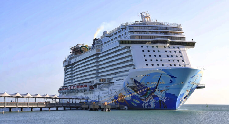 Norwegian Cruise Line Stock (NYSE:NCLH): Take Advantage of the Inexplicable Drop
