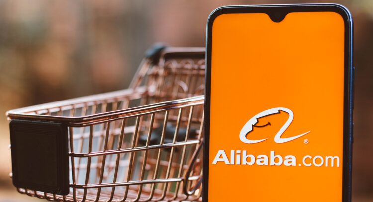 Акции Alibaba (NASDAQ:BABA): устойчивый рост меняет настроения