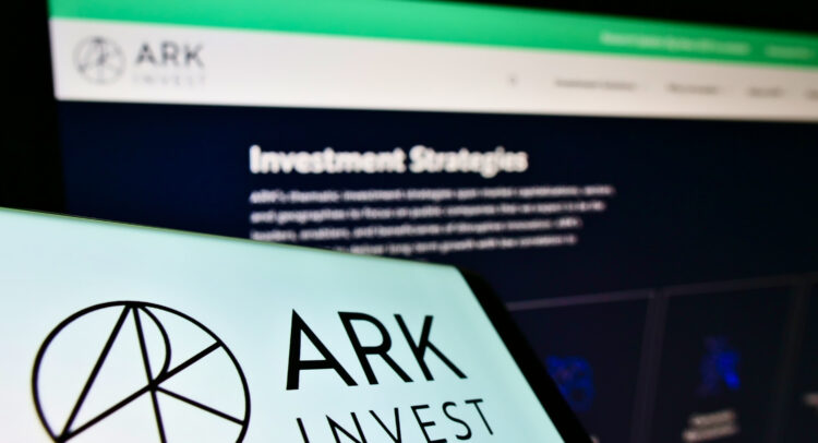 Купить Palantir (NASDAQ:PLTR), продать Shopify (NASDAQ:SHOP): ARK Invest занята