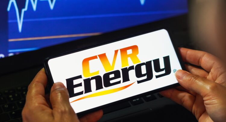 Карл Икан выручает CVR Energy (NYSE:CVI), акции падают