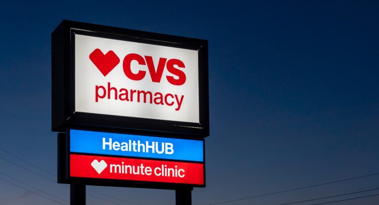 Неоднозначный день для здоровья CVS (NYSE:CVS) на фоне обновлений и предупреждающих писем