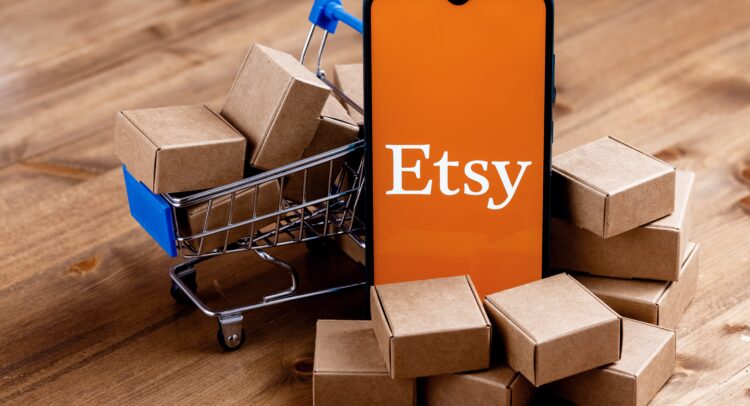 Акции Etsy (NASDAQ:ETSY) упали из-за смешанных результатов четвертого квартала