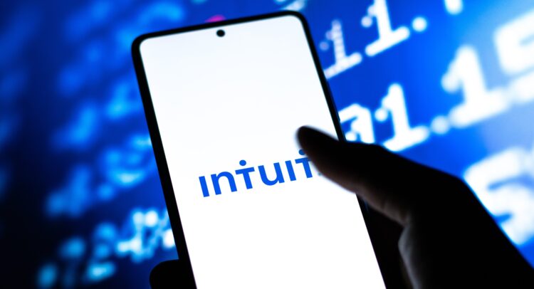 Акции Intuit (NASDAQ:INTU): впереди еще больше рекордных результатов