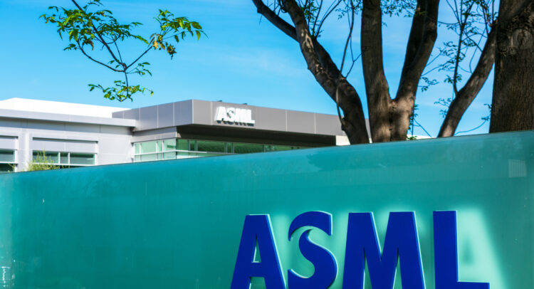 ASML (NASDAQ:ASML) Slumps as a New Competitor Steps In