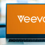 Wells Fargo Analysts Upgrade Veeva Systems (NYSE:VEEV) to Overweight 