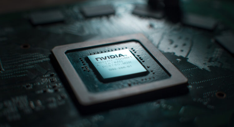 Появляются новые ограничения на чипы, и Nvidia (NASDAQ:NVDA) получает удар