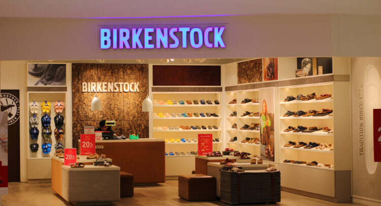 Обувная компания Birkenstock (NYSE:BIRK) провалила неудачный дебют на фондовом рынке