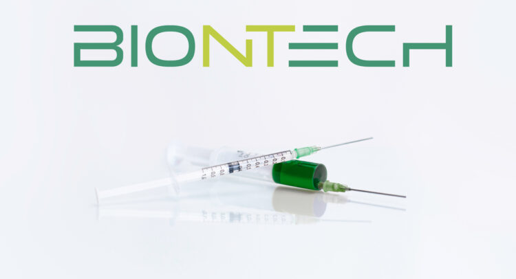 Акции BioNTech (NASDAQ: BNTX) упали после списания Comirnaty $0,9 млрд.