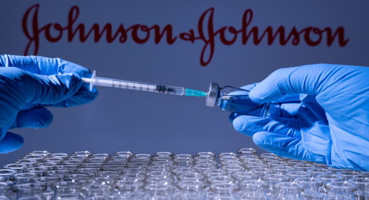 Johnson & Johnson (NYSE:JNJ) выросла после впечатляющих результатов за третий квартал