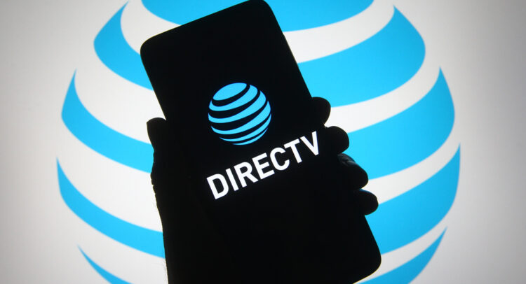 AT&T (NYSE:T) изучает варианты своей доли в DirecTV