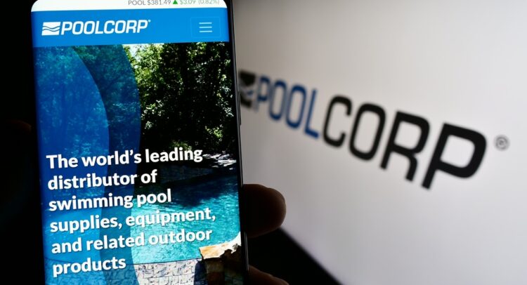 Компания Pool Corp (NASDAQ:POOL) выросла благодаря стабильным результатам в третьем квартале