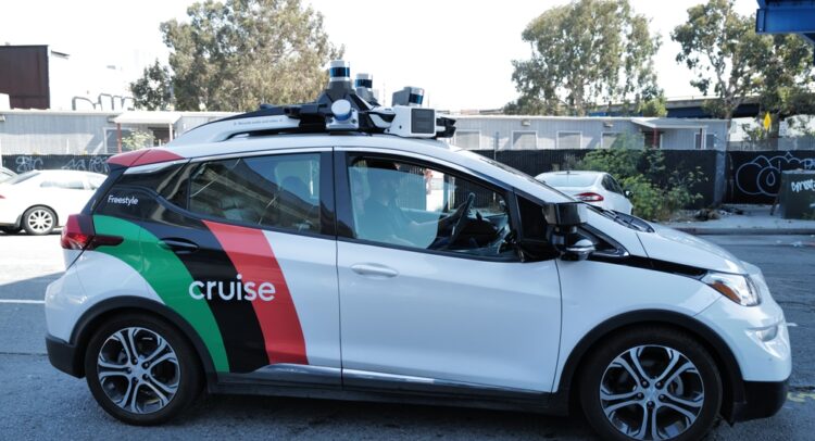 General Motors (NYSE:GM): Cruise Loses Robotaxi Rights in Ca.