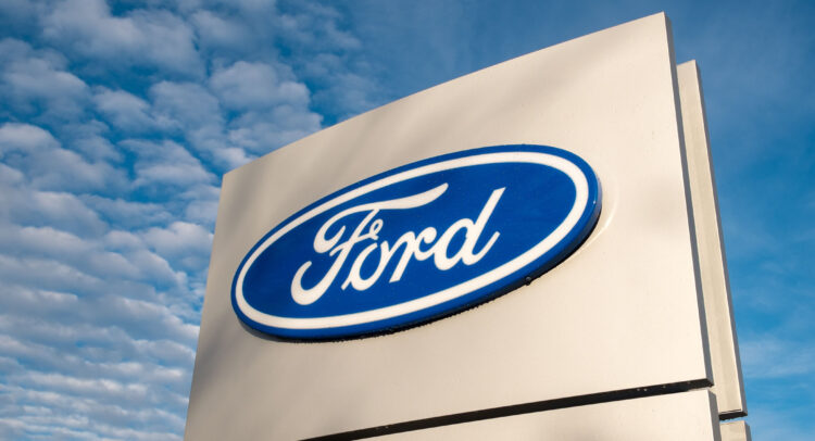 Ford Motor (NYSE:F) сокращает завод по производству аккумуляторов для электромобилей