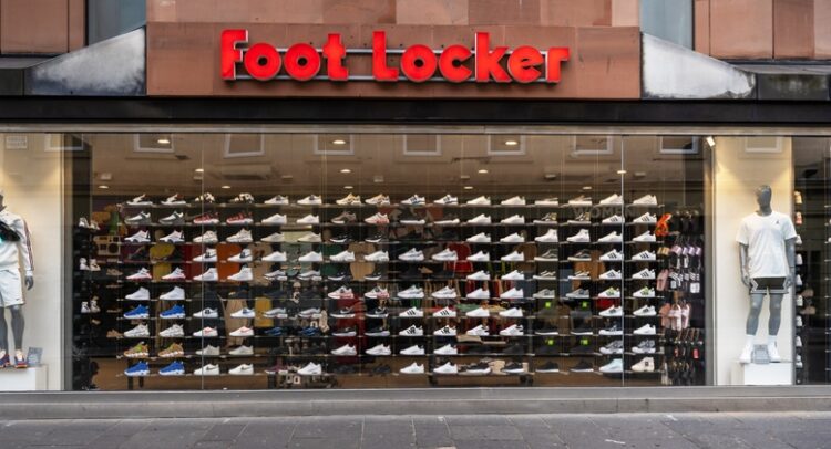 Аналитик Citi понизил рейтинг FootLocker (NYSE:FL) и прогнозирует падение прибыли в третьем квартале