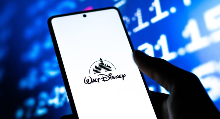 Нельсон Пельц может внимательно следить за прибылью Disney (NYSE:DIS) в четвертом квартале