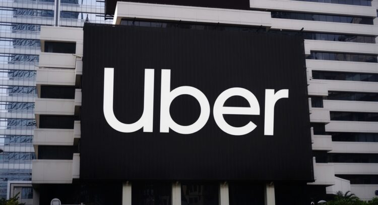 Предварительный обзор прибыли UBER: оптимистичный прогноз на Уолл-стрит в преддверии третьего квартала