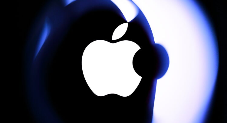 Акции Apple (NASDAQ:AAPL): сможет ли Siri идти в ногу с эпохой ChatGPT?