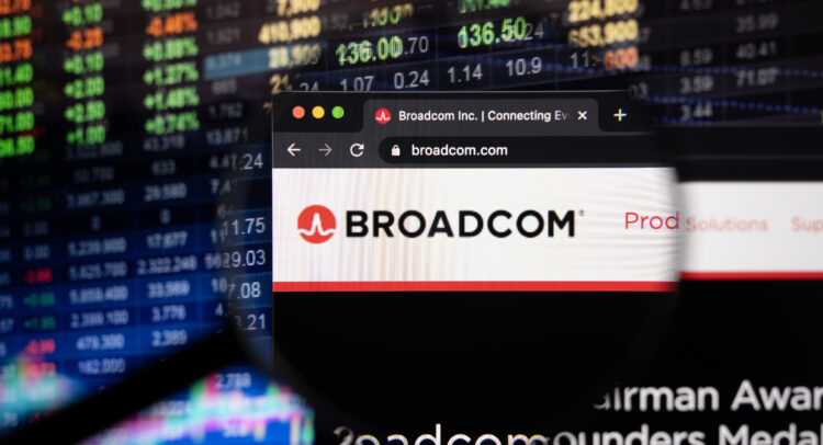 Broadcom (NASDAQ:AVGO) продолжает свою победную серию