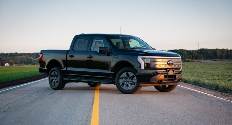 Ford (NYSE:F) F-150 Lightning вскоре может помочь владельцам в управлении энергопотреблением дома