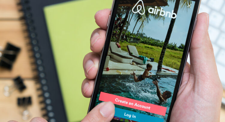 Airbnb Stock (NASDAQ:ABNB) Falls Despite Q4 Beat