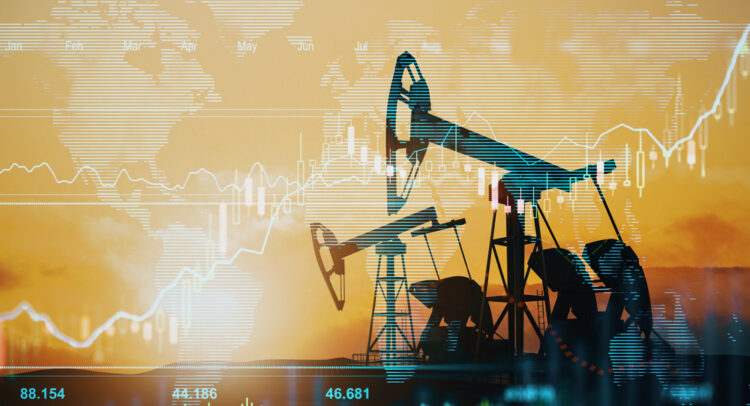 Нефтяные гиганты, такие как ExxonMobil (NYSE:XOM), растут, поскольку конфликт в Красном море стимулирует рост цен на нефть