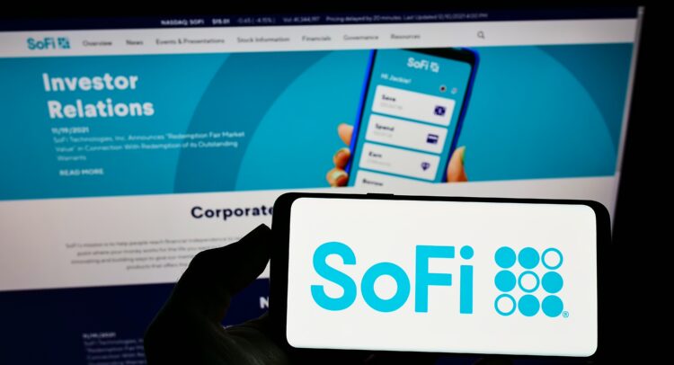 Акции SoFi Technologies (NASDAQ:SOFI): дайте им упасть, прежде чем отправиться в путь