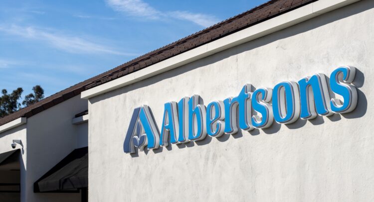 Albertsons Stock (NYSE:ACI): Continuing to Capitalize on Food Inflation