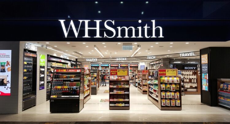 Акции WH Smith падают, несмотря на стабильный туристический бизнес