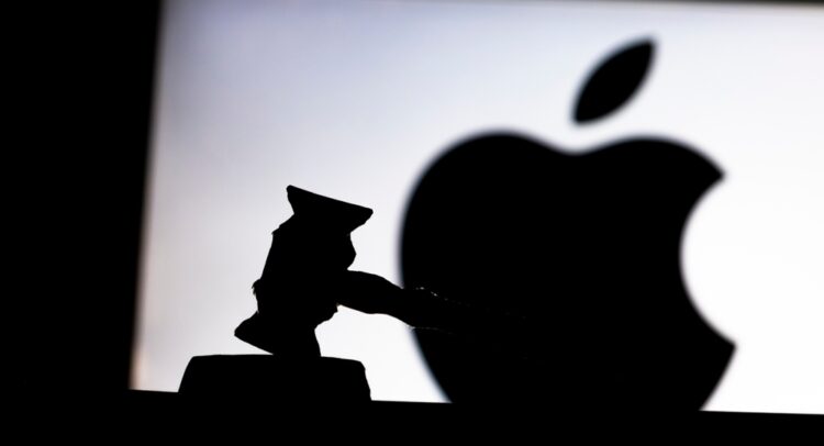 Apple (NASDAQ:AAPL) урегулирует иск по делу о мошенничестве с подарочными картами