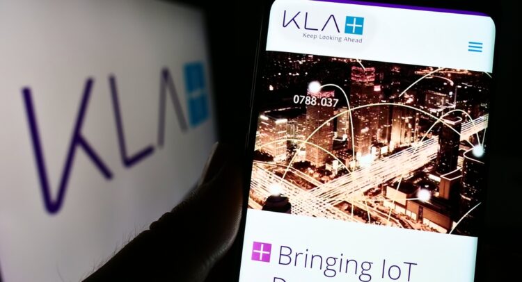 KLA (NASDAQ:KLAC) Drops after Weak Forecast