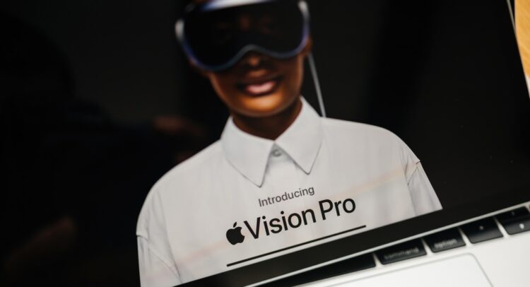 Apple (NASDAQ:AAPL): De vraag naar Vision Pro kan verzwakken, voorspelt analist