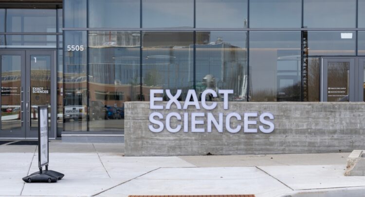 Exact Sciences (NASDAQ:EXAS) объявляет сильные предварительные показатели за четвертый квартал и смену финансового директора