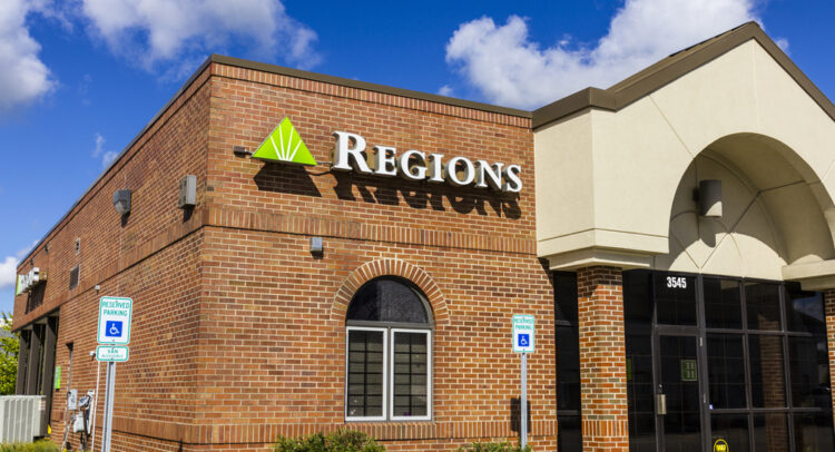 Regions Financial (NYSE:RF) Delivers Resilient Q4 Performance